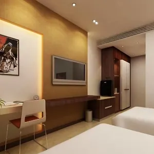 2* Hotel Vipul Grand